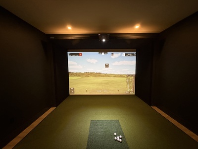 Golf Club Lounge