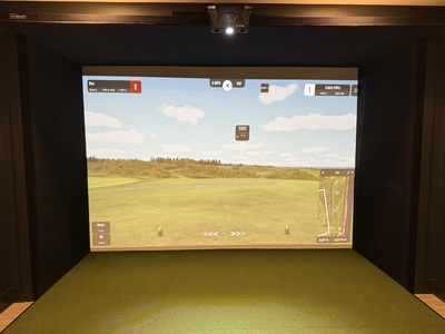 Golf Club Lounge