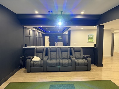 Golf Club Lounge