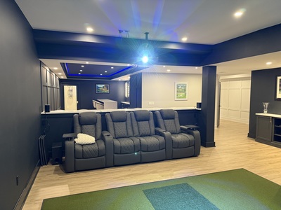 Golf Club Lounge