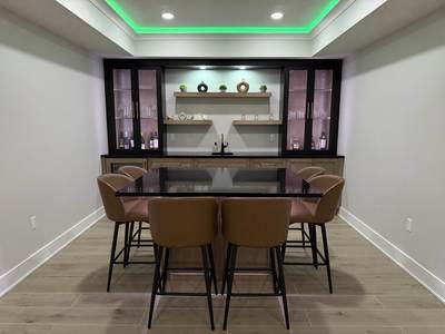 Veined Ivory Retreat