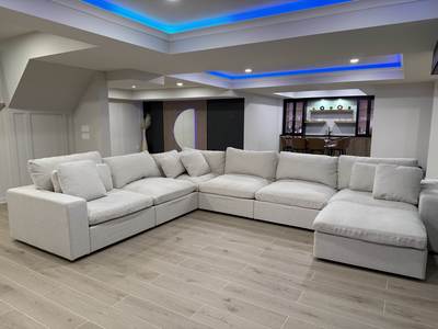 Veined Ivory Retreat