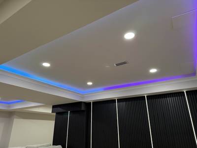 Veined Ivory Retreat